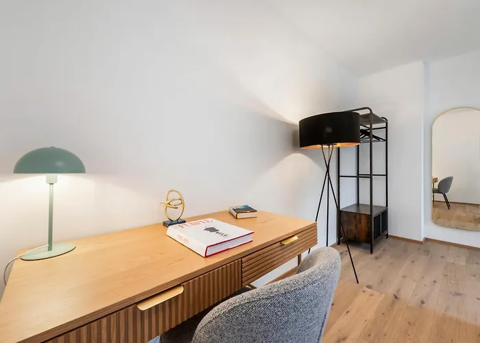 Hillside Living Aparthotel