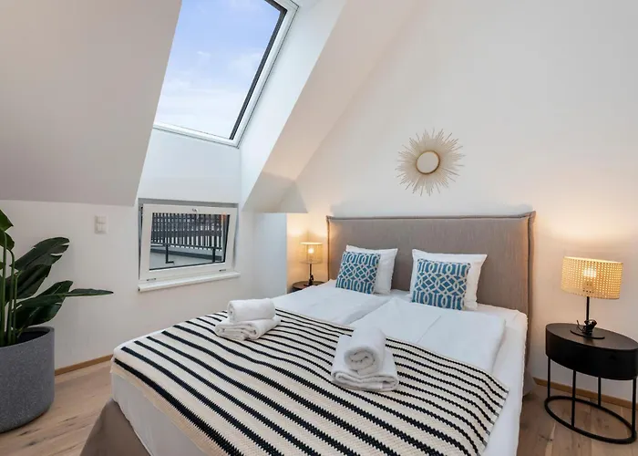 Hillside Living Aparthotel