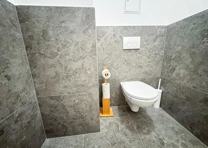 Hillside Living Apart Otel 3*