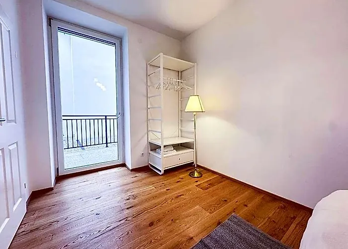 Hillside Living 3* Vienna