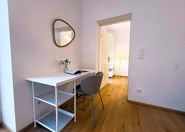 Hillside Living Aparthotel