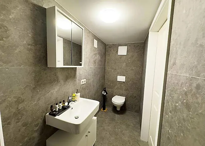 Hillside Living 3* Vienna