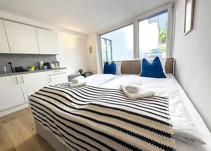 Hillside Living Aparthotel 3*