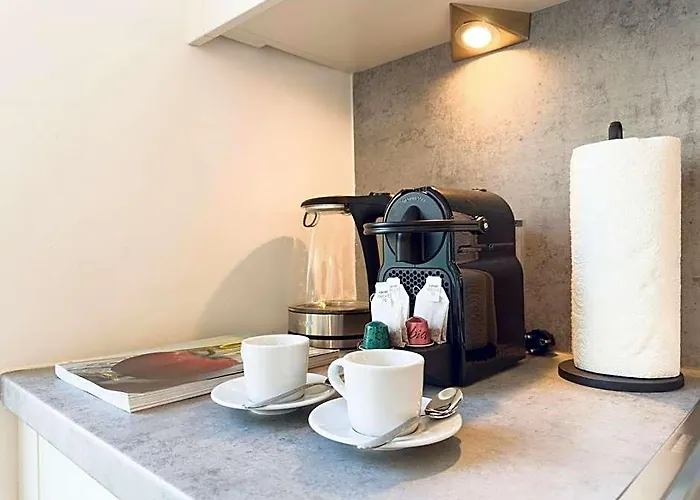 Hillside Living 3*