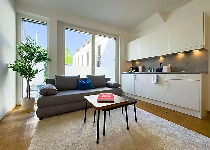 Hillside Living Aparthotel