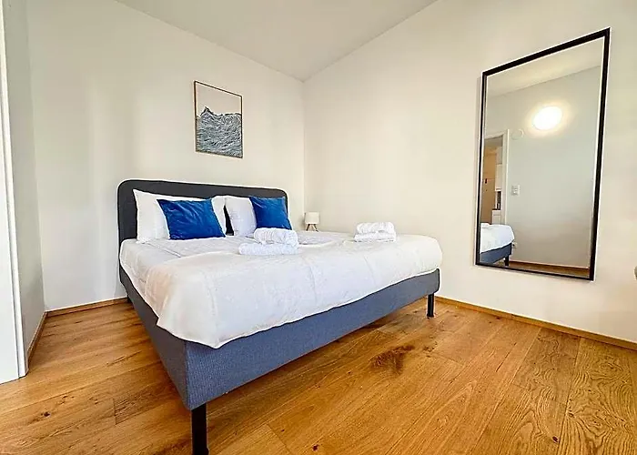Hillside Living Aparthotel 3*